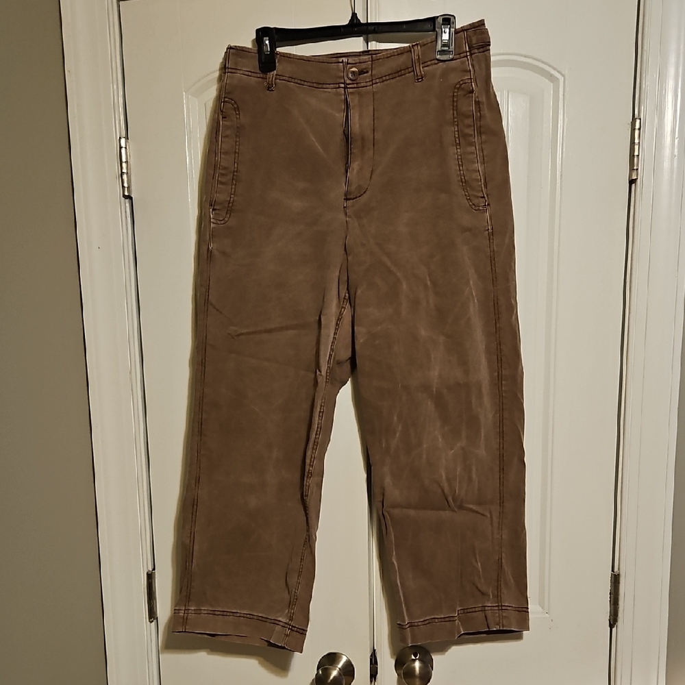 Old Navy Men's Tan Chinos